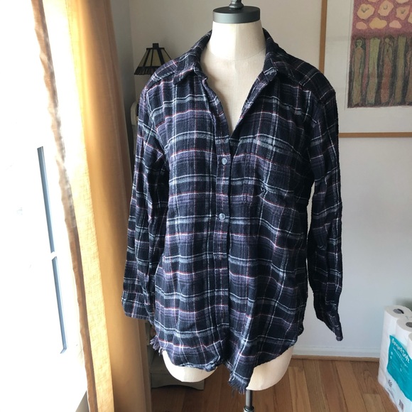 AE Distressed Flannel - Picture 1 of 5